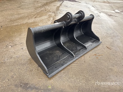 1970 mm Cleanup Excavator Bucket - Fits 20T (Unused)