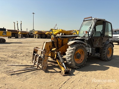 2012 JCB 535-125 を見 Telehandler