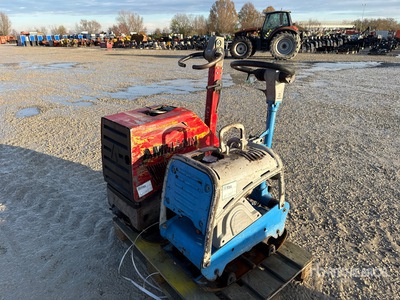 Quantity of (2) Piastre vibranti