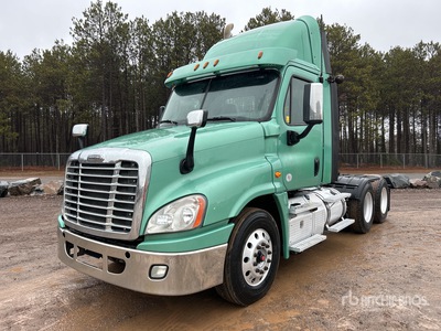 2017 Freightliner Cascadia 125 6x4 T/A Day Cab Truck Tractor