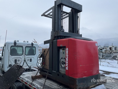 Raymond EASi 0pc30tt Order Picker