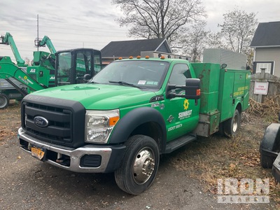 2013 Ford F-450 XLT 4x4 شاحنة خدمة