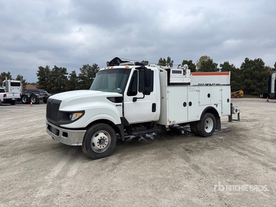 2012 International TerraStar 4x2 Camion de service