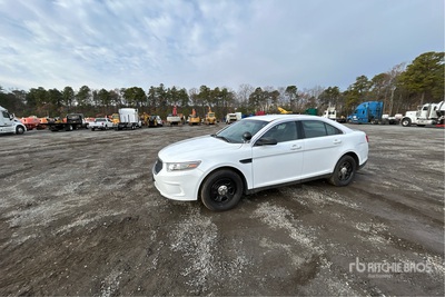 2017 Ford Taurus AWD Autovettura