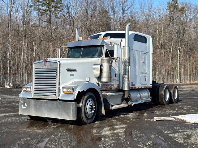 2001 (unverified) Kenworth W900 6x4 T/A Sleeper Truck Tractor