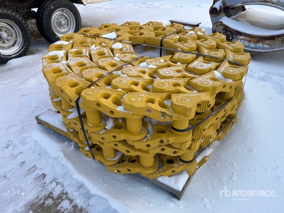 Cat Conventional Track Rails - Fits D8T