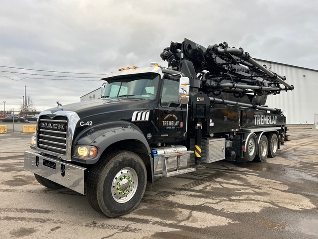 2023 Alliance JXRZ 40-5.16 40 m on 2024 Mack Granite GR64F 8x4 Concrete Pump Truck