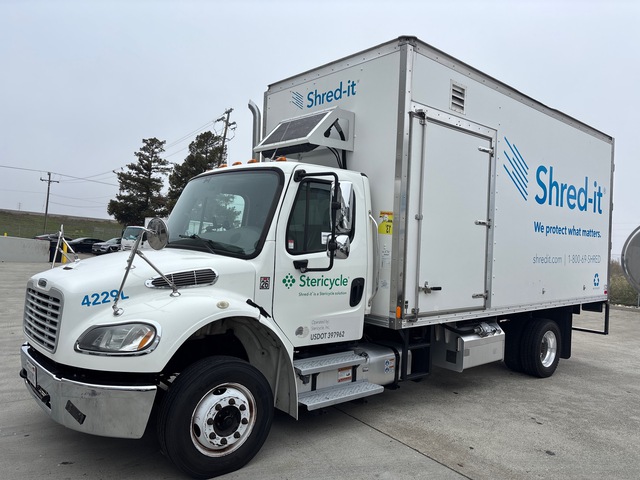 2018 Freightliner M2 106 4x2 Mobile Shredding Truck