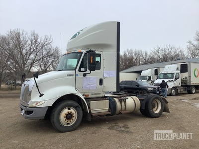 2015 International 8600 T/A Day Cab Truck Tractor