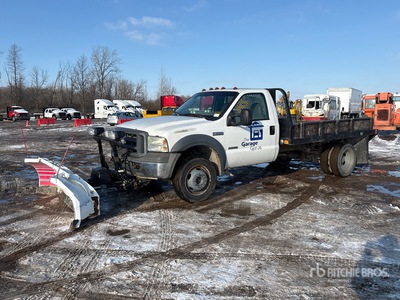 2005 Ford F-550 XL 4x4 Camión Caja Abierta