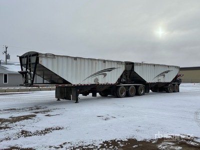 2004 Doepker Tri/A Super B-Train Lead Grain Trailer