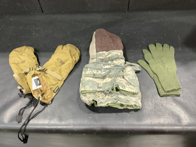 (5) Pairs of Cold Weather Mittens, (44) Weather Mitten Sets & Assorted Items