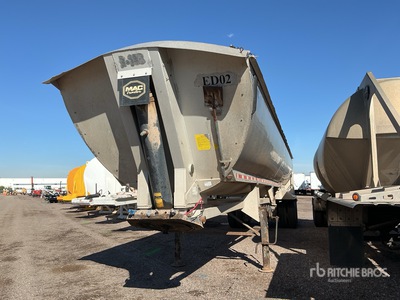 2002 MAC 40 ft T/A Aluminum End Dump Trailer