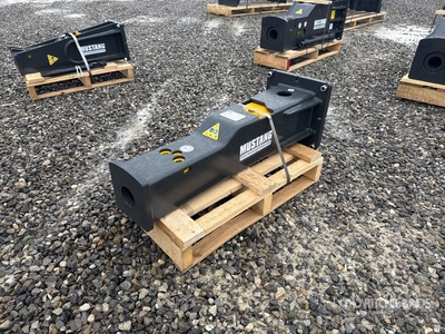 2025 Mustang HM250 ブレーカー (Unused)