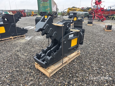 2025 Mustang RH15 Demolition Pulverizer (Unused)