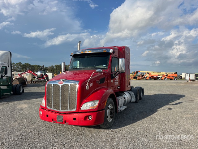 2018 Peterbilt 579 6x4 T/A Sleeper Truck Tractor