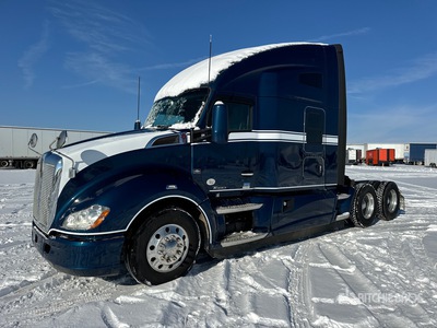 2017 Kenworth T680 6x4 Tracteur Routier Couchette