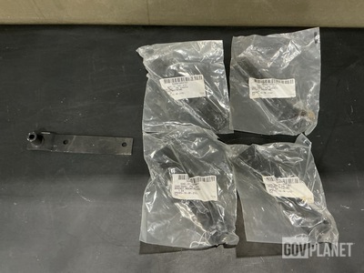 (121) Wheeler Bros 12480552 Mounting Brackets