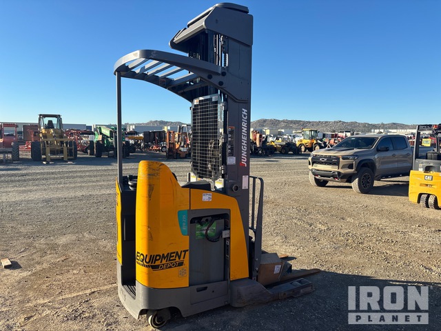 MONTACARGAS ELéCTRICO JUNGHEINRICH ETR235