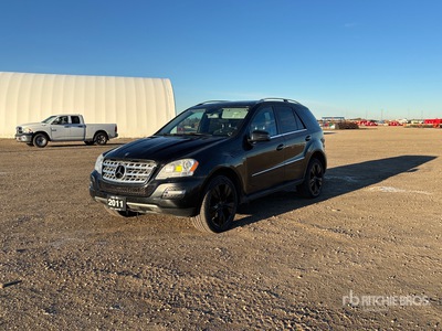 2011 Mercedes-Benz ML350 2WD を見 SUV