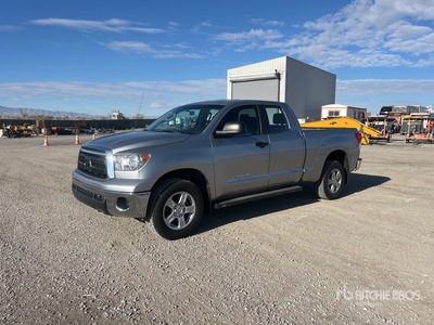 2010 Toyota Tundra 4x4 Crew Cab Pickup