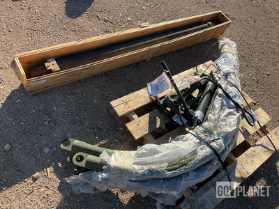 (4) Vehicle Boom Davits, (1) Cylinder & (1) Leveling-Support Jack