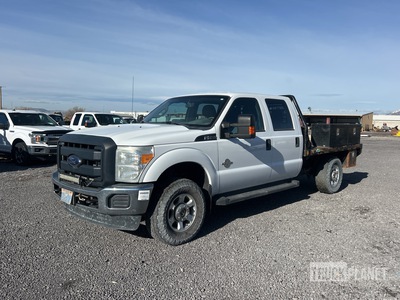 2016 Ford F-250 XL 4x4 Crew Cab Flatbed Truck