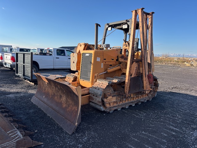 2001 Case 750H Pipelayer w/ 2004 Midwestern M520 Conversion (Inoperable)