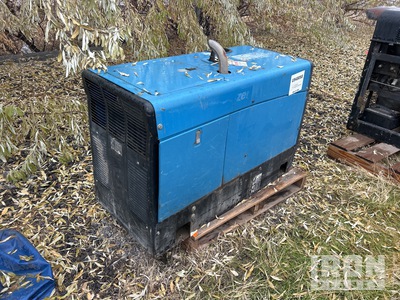 Miller 275 A Skid-Mounted معدة لحام بمحرك