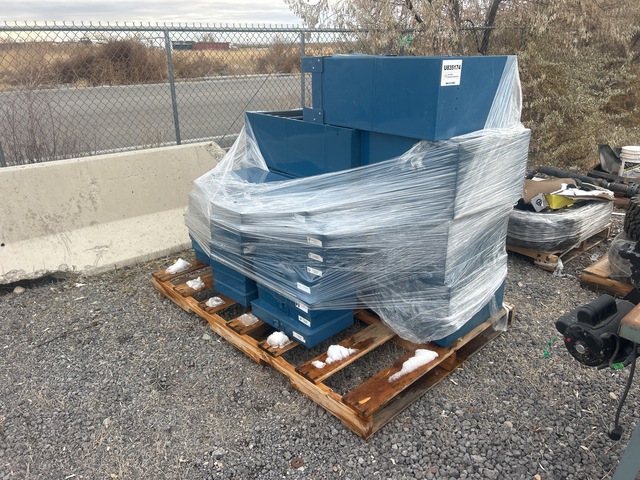 Quantity of Shop Storage Bins