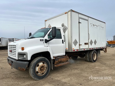 2005 GMC C6500 4x2 Moving Van Truck