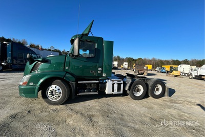 2016 Volvo VNL 6x4 T/A Day Cab Truck Tractor