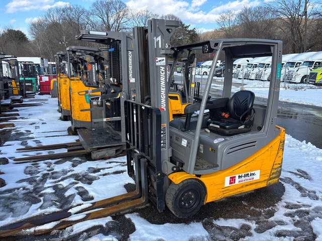 2018 Jungheinrich EFG216 3150 lb Electric Forklift