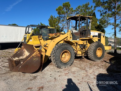 2001 Cat 938G Pala gommata