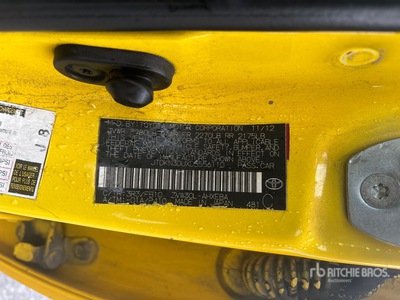 2013 Toyota Prius Hybrid Automovil