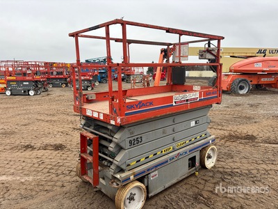2011 Skyjack SJIII4632 Electric Scissor Lift