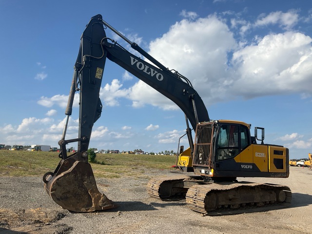 2016 Volvo EC220EL Tracked Excavator 2016 Volvo EC220EL Tracked Excavator