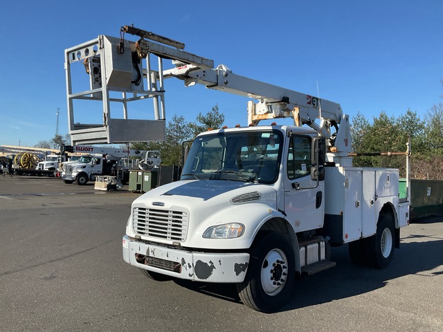 2018 Posi-Plus 800-40 35 ft on 2017 Freightliner M2 106 4x2 Cable Placer Bucket Truck