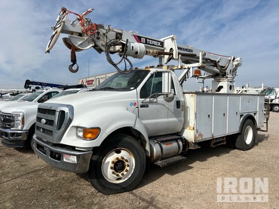 2016 Terex Commander C4047 on 2015 Ford F-750 4x2 Digger Derrick Truck