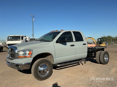 2006 Dodge Ram 3500 4x4 Extended Cab الكابينة والهيكل