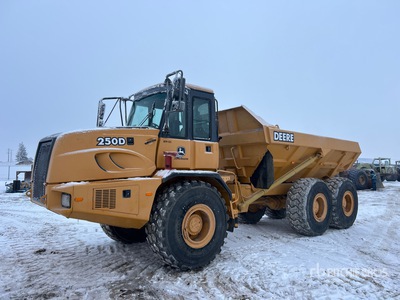 2006 John Deere 250D Kiepwagen met knikbesturing