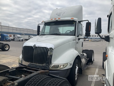 2007 International 8600 4x2 S/A Day Cab Truck Tractor (Inoperable)