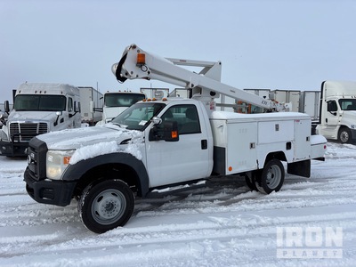 2010 ETI ETC35SNT 35 ft on 2011 Ford F-450 XL 4x2 شاحنة دلو