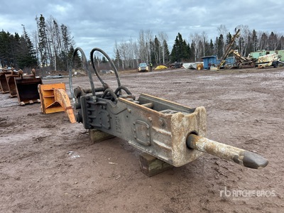 NPK GH-10 Q/C Hydraulic Breaker