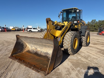 2019 Komatsu WA320-8 Wheel Loader