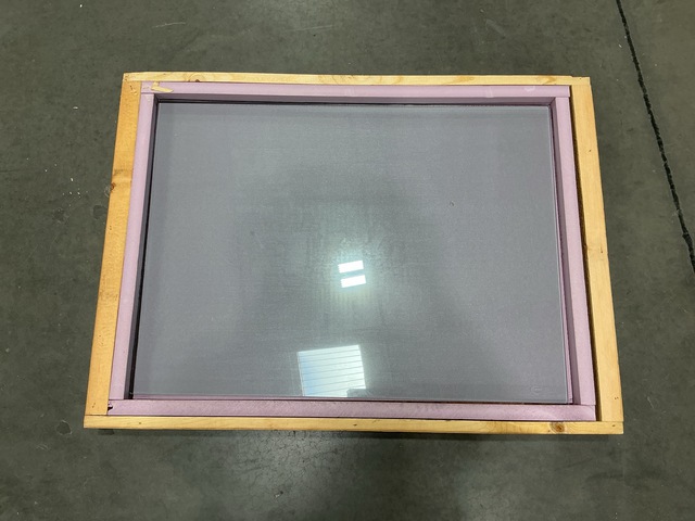 Oshkosh 1589910 Vehicular Window