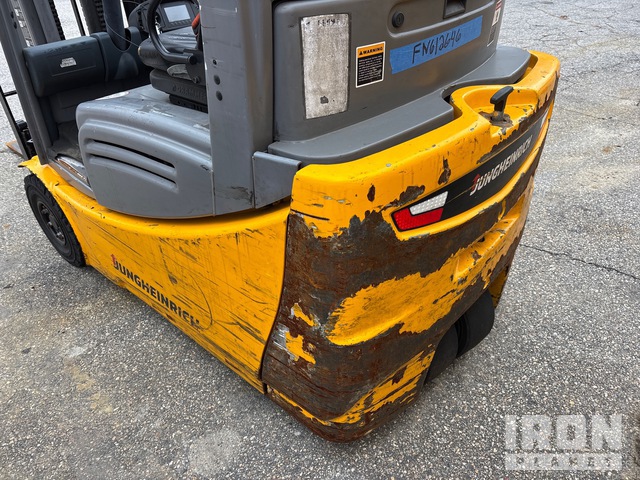 MONTACARGAS ELéCTRICO JUNGHEINRICH EFG216