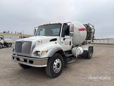 2008 International 7300 4x2 Mixer Truck