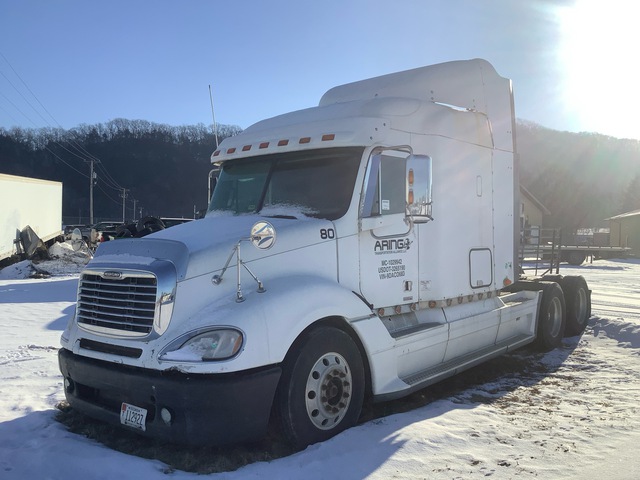 2009 Freightliner Columbia CL120 6x4 T/A Sleeper Truck Tractor 2009 Freightliner Columbia CL120 6x4 T/A Sleeper Truck Tractor