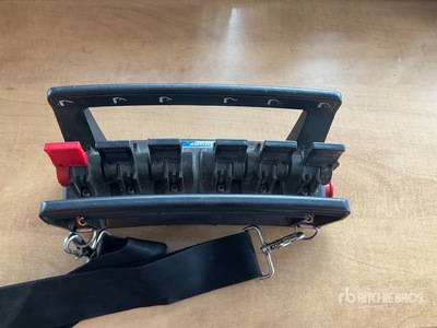 Hiab on 2004 International 7400 6x2 Camión Grúa